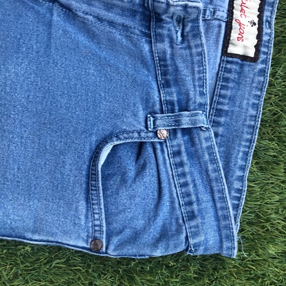 Denim capri 💙 - Picture 5 of 8